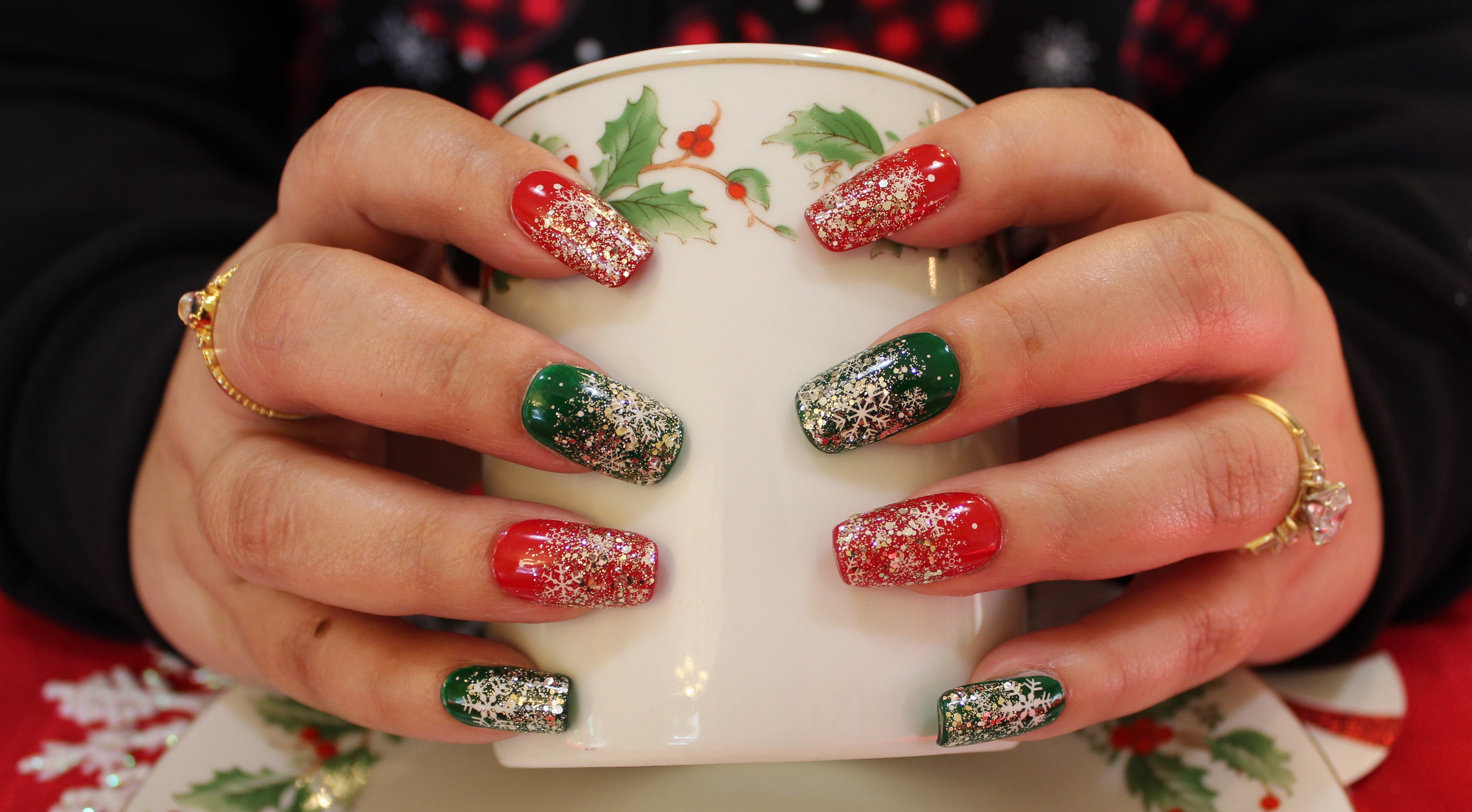 Trending Holiday Nail Colors